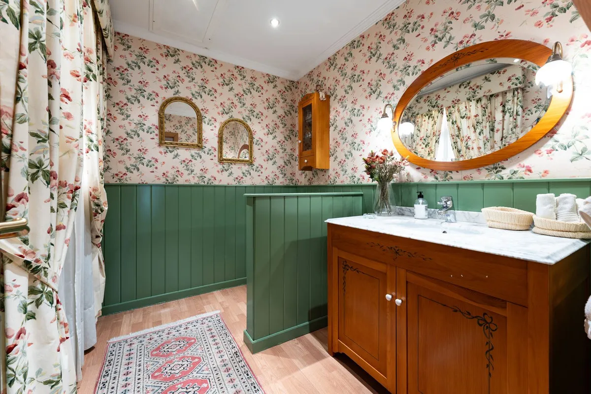 d0fcc364-ce4c-4f94-982a-9b1e7794265d