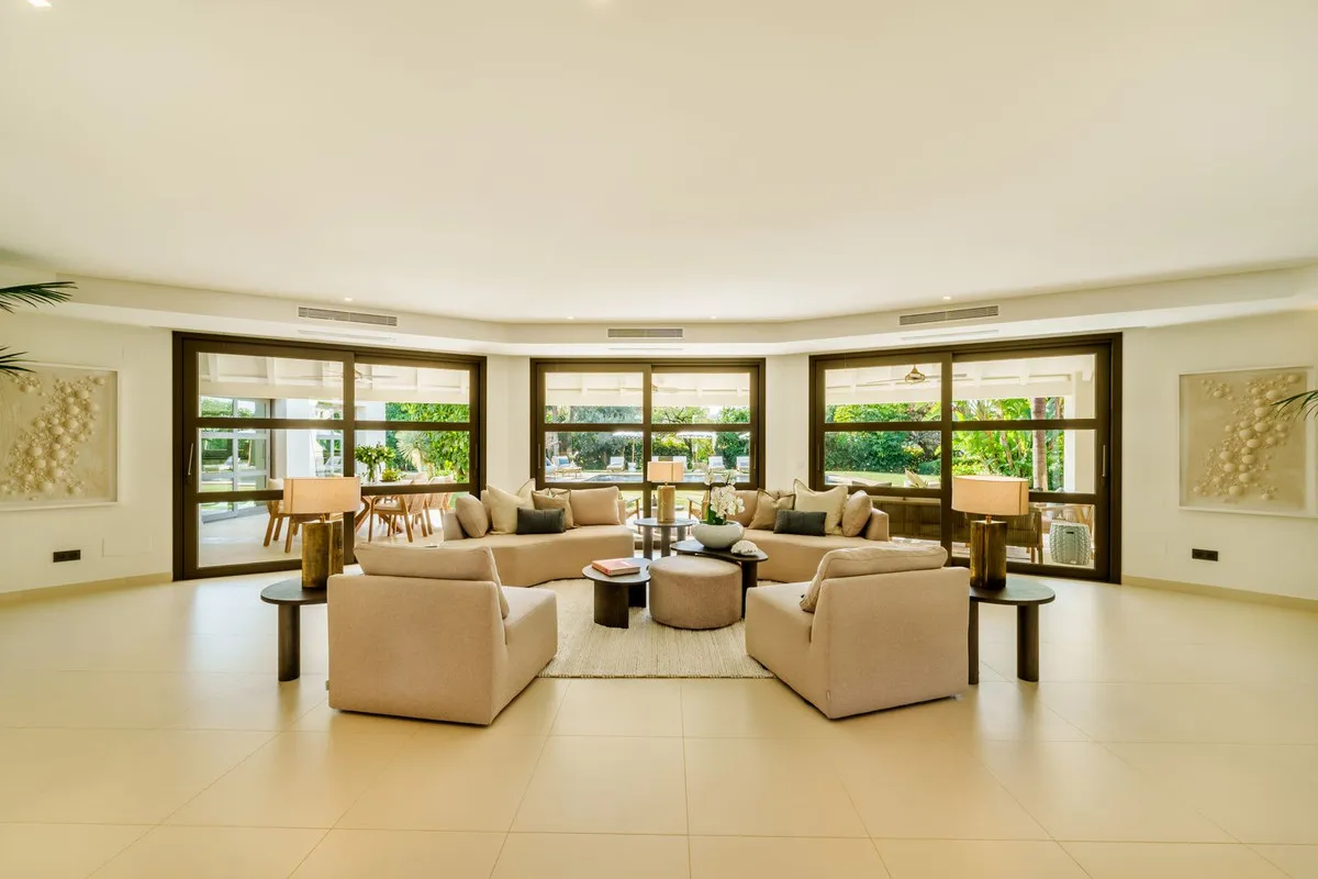 cdeec336-7f03-4d67-9043-a7a23bdfc84c