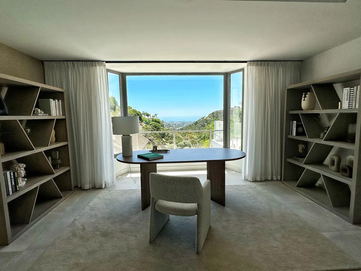 152ac7eb-5586-4810-a366-5323dd3ddaff