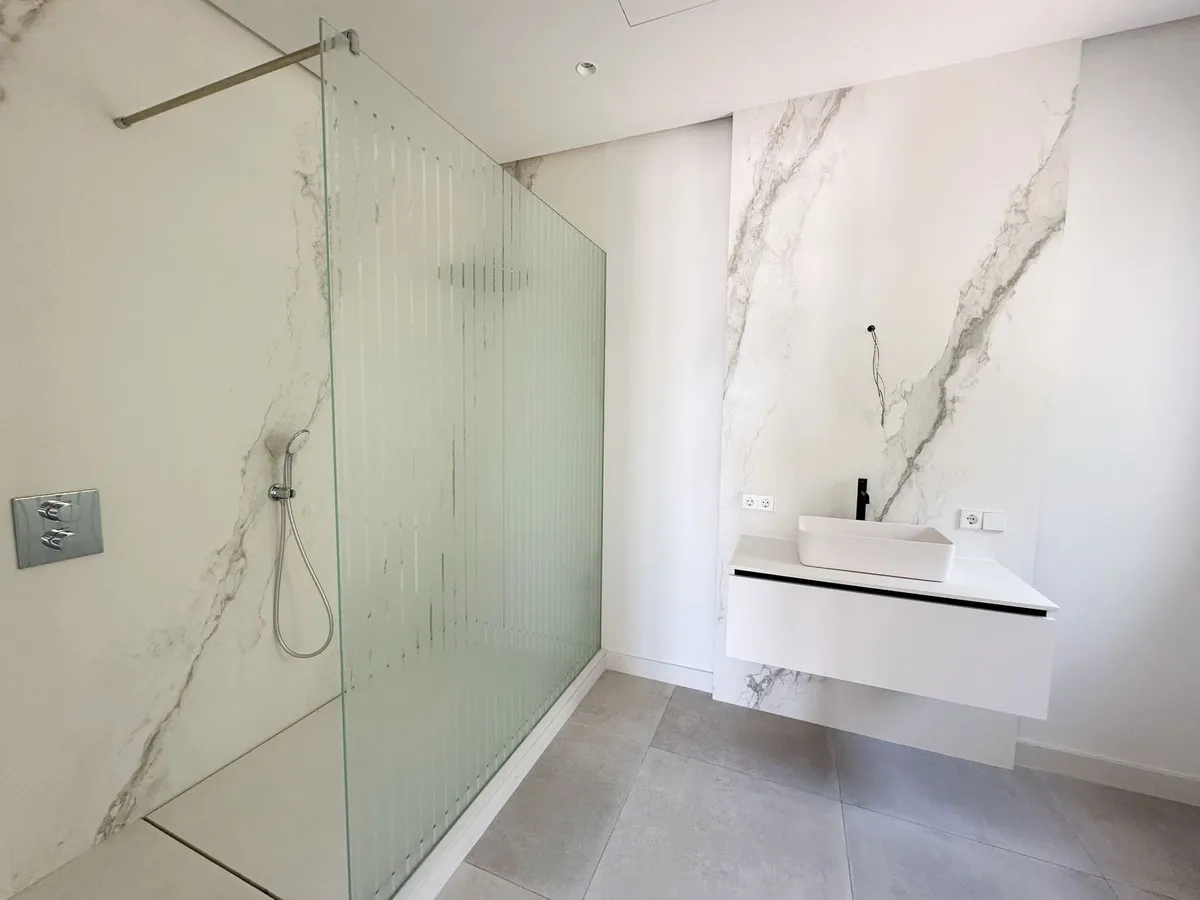 364ab0a9-d013-400a-8e4a-daeced9dbda2