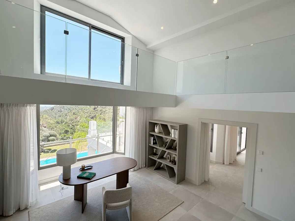 4fd4b8ba-40cb-4425-82aa-7e804a508037