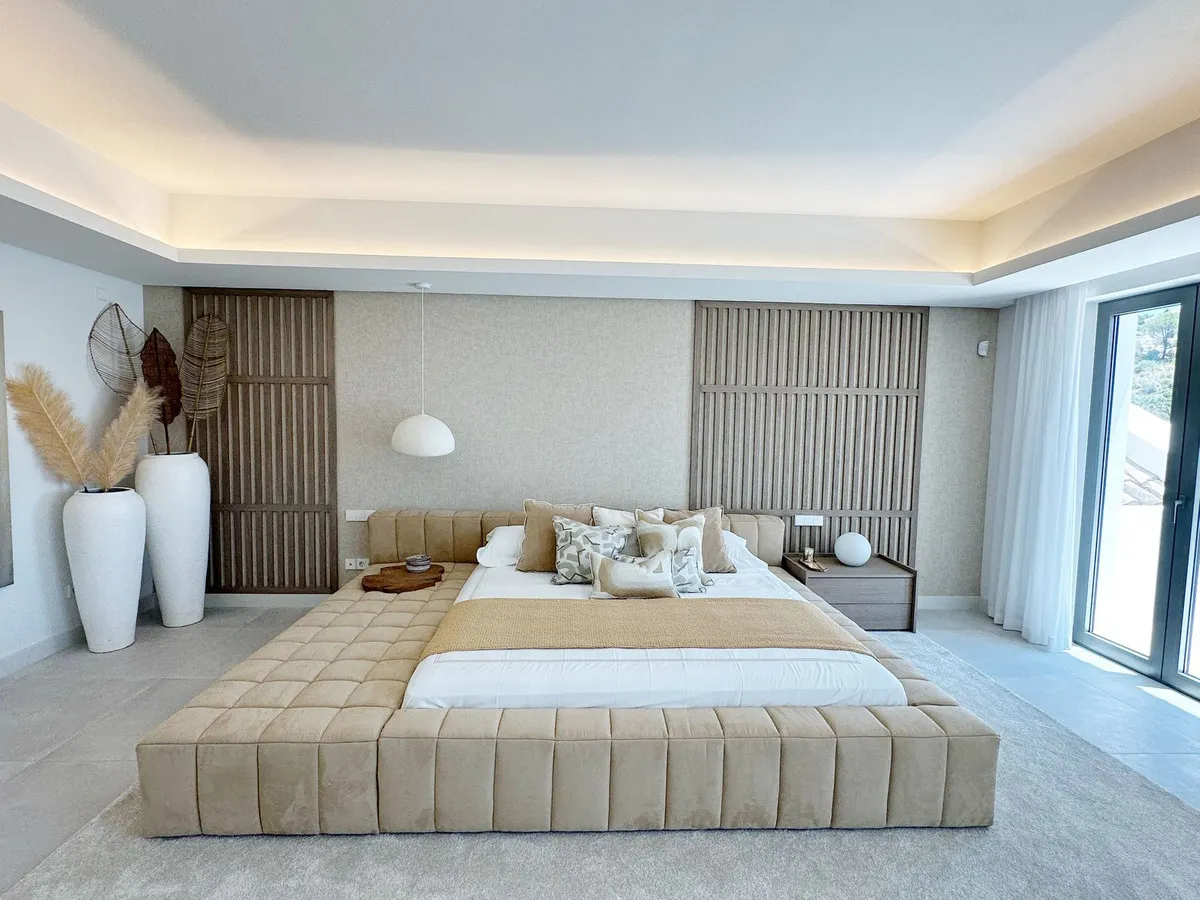 7b14bb2b-b891-4f37-ba4b-1ec6e82383b2