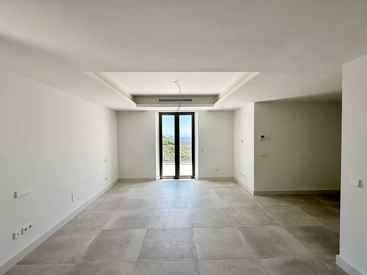 a5398be3-ef85-44eb-b7f7-e87b5e5839b8