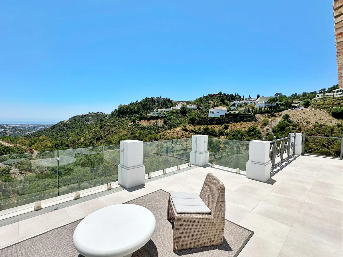 c03f68ce-df59-48ae-a23d-4070994b7adf