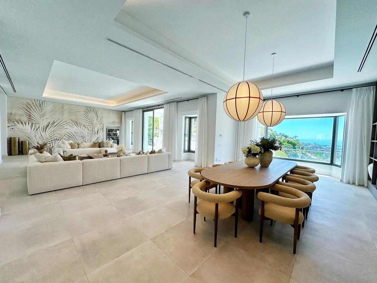 dd882198-2789-4f5f-a1da-d10abea6f34d