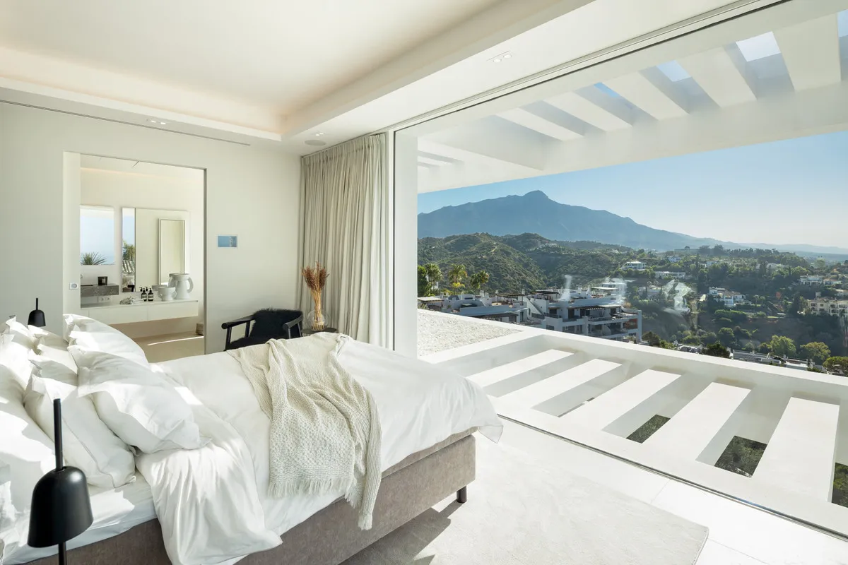 1ca6401f-b2c8-4610-a34b-5fbc59d04c97