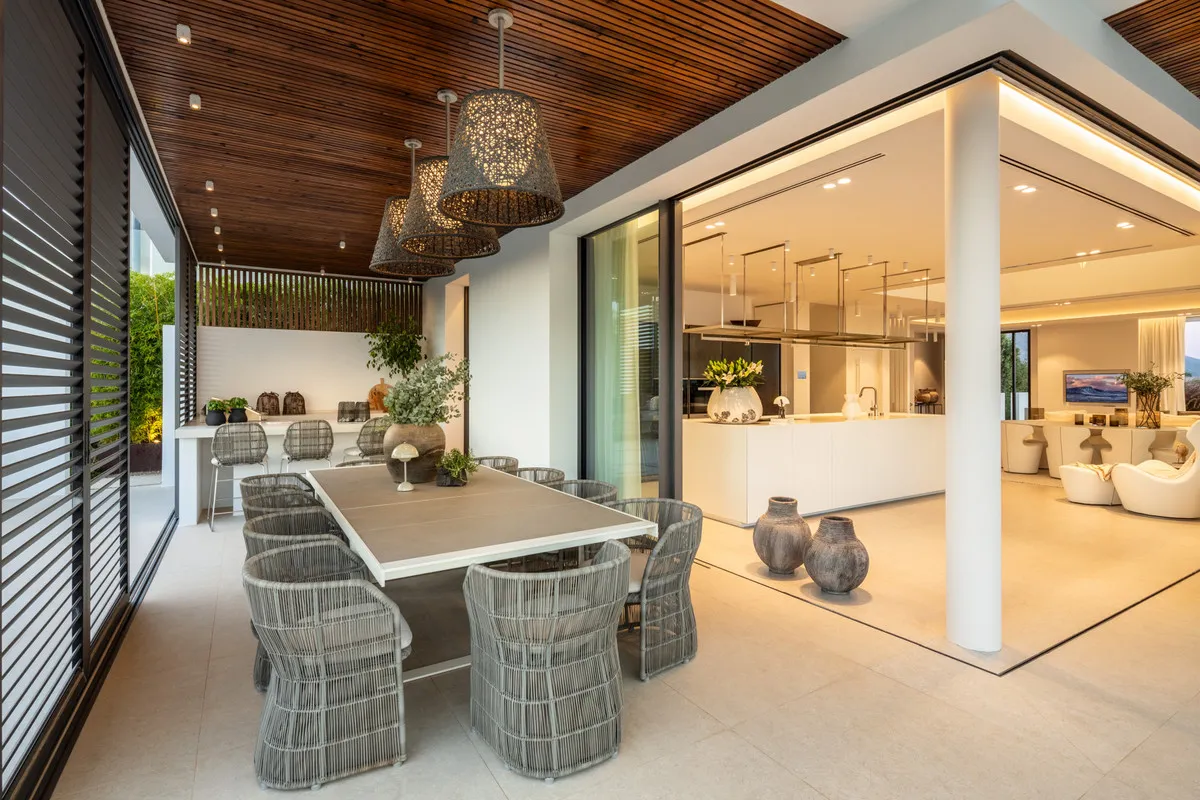 2492fa33-3364-4c6d-a56c-9d9a95c610f7