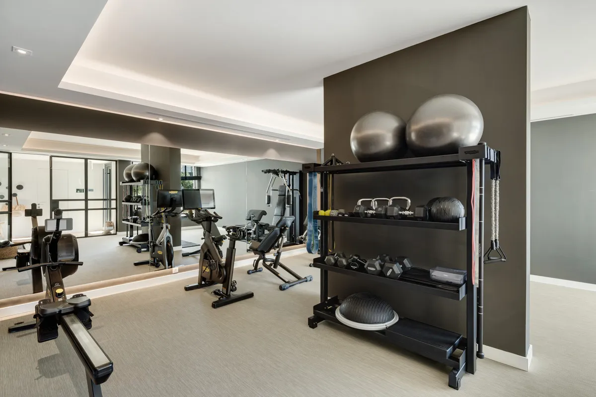 970c6307-b612-49e8-bbb4-68fe5b0ba6ee