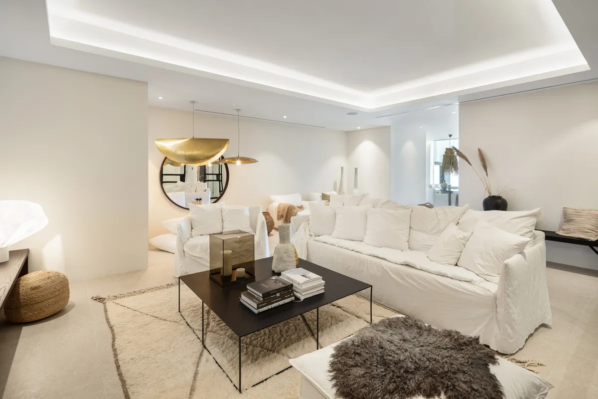 986126c4-01a4-4672-a3d1-df10ce75db16