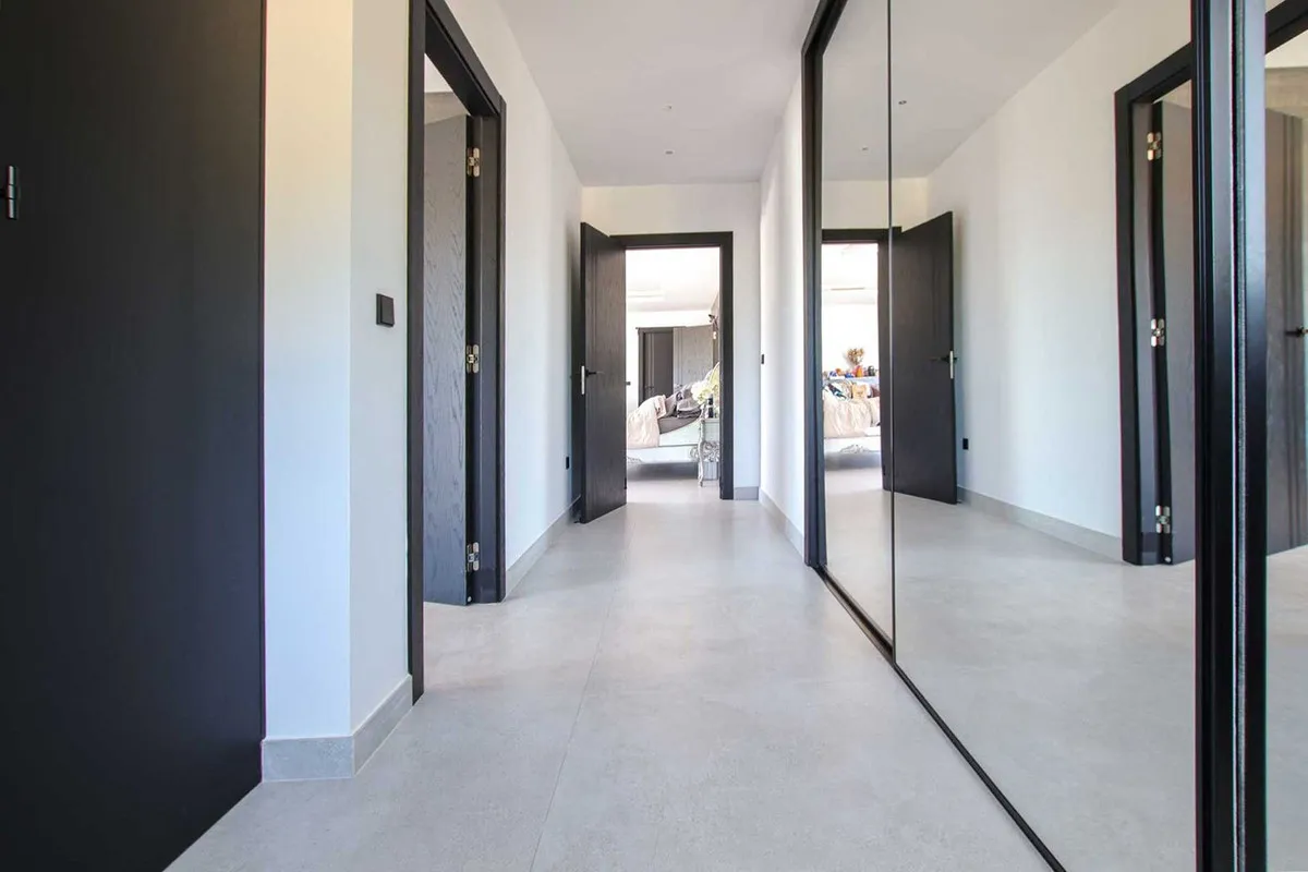 8dbd39fb-6bbf-4ed6-9362-ddc9b3e46790