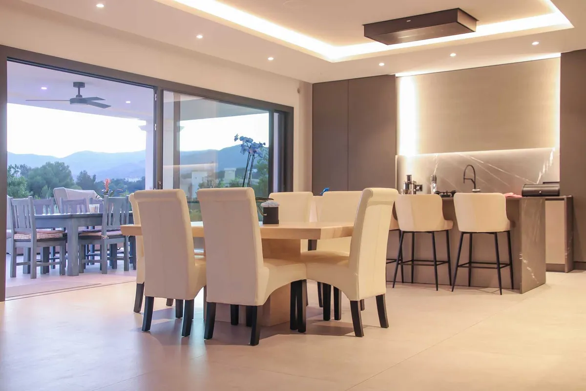 f84a12ae-4f1e-4f3a-a9b0-14ac2bf27e52