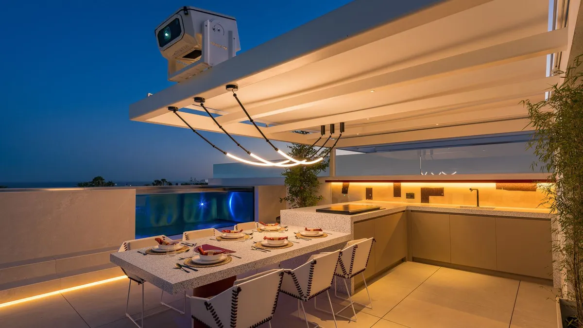 124ebd95-915d-4299-b724-a0984ab307a6