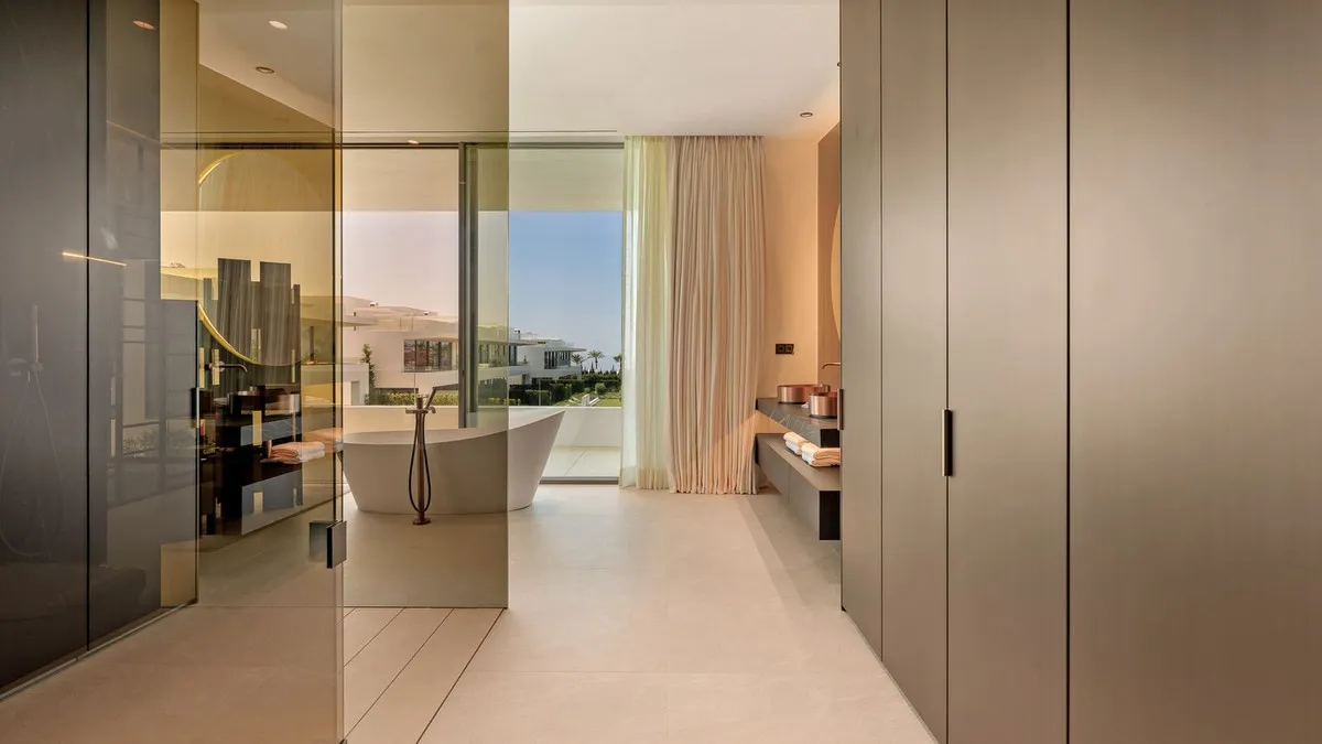 be316383-0821-47e7-8fce-e60b98ee585a