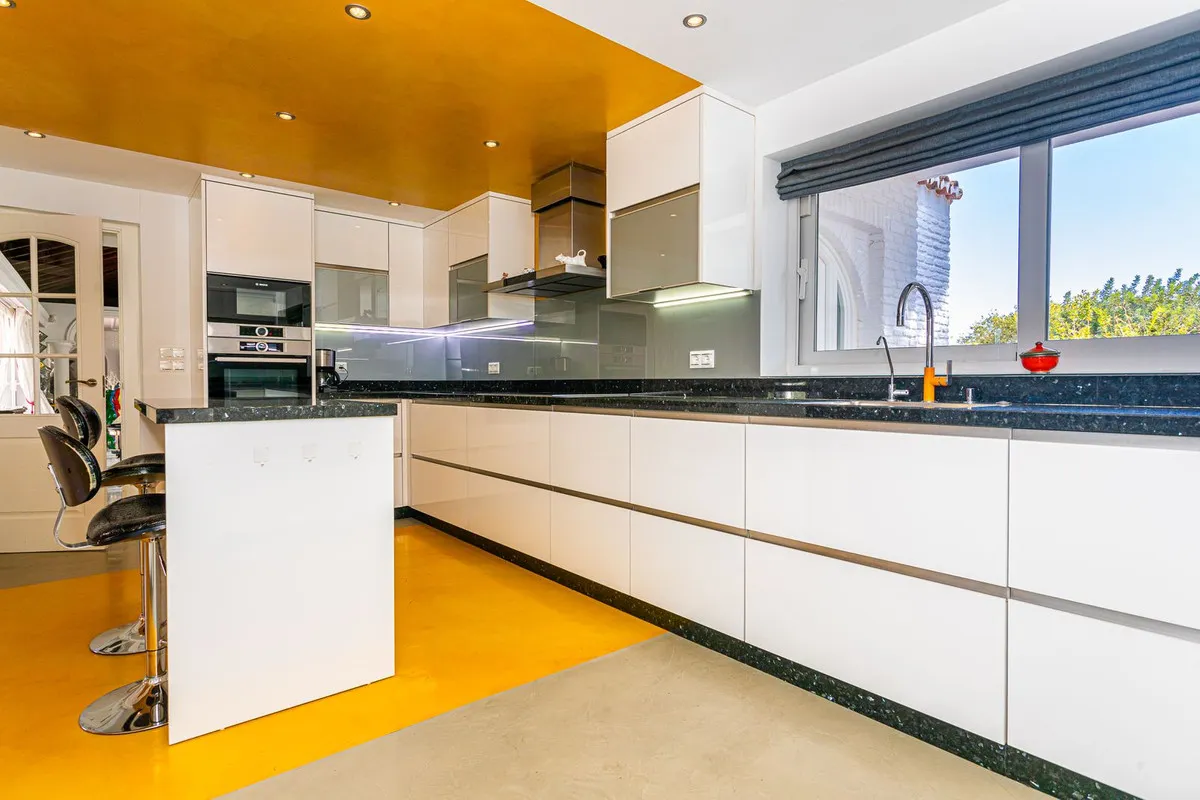 30663003-de52-42c1-94d4-8c42470e4132