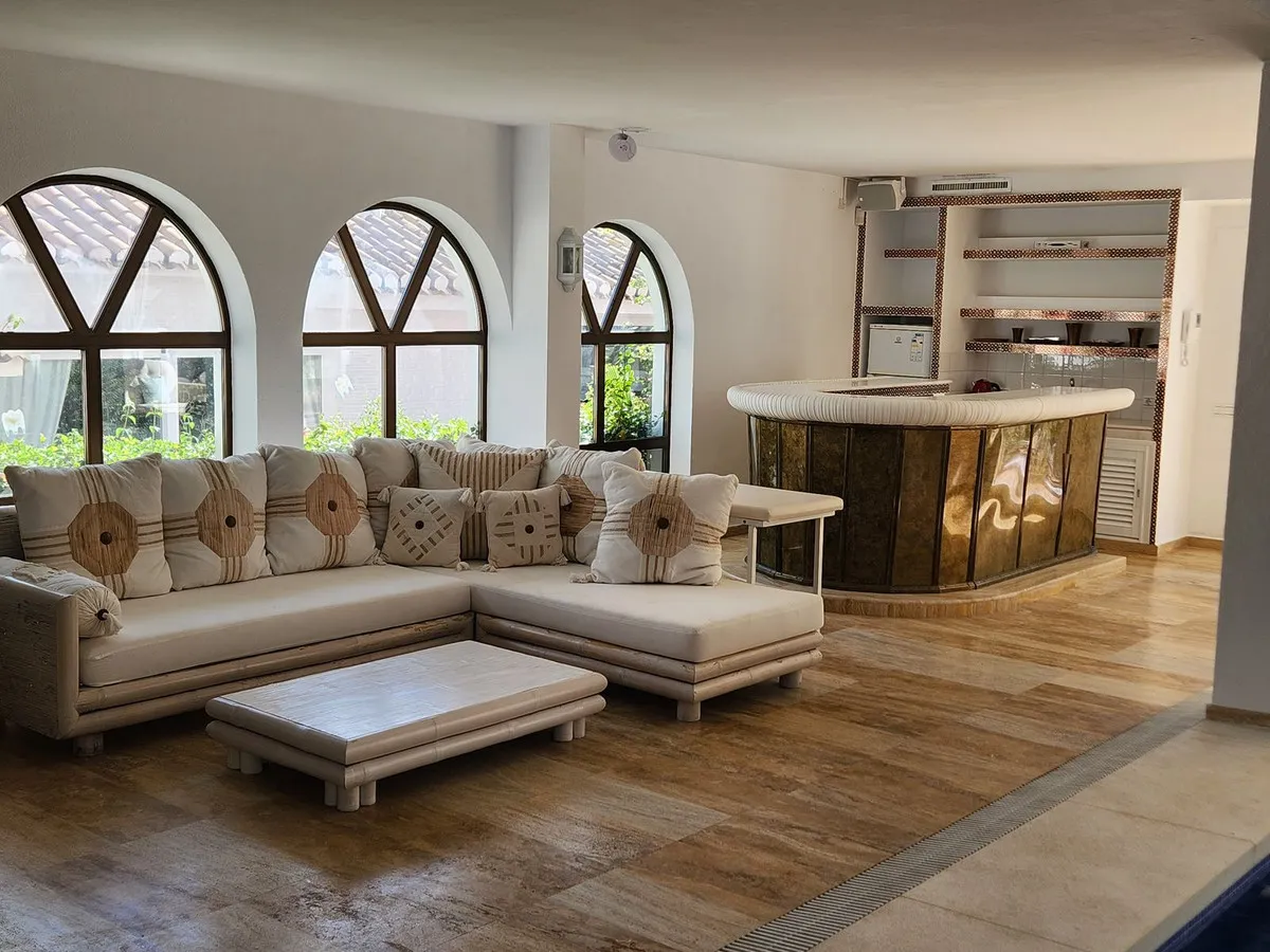 4cf55a35-cd24-428d-bc57-7032a8852f4b