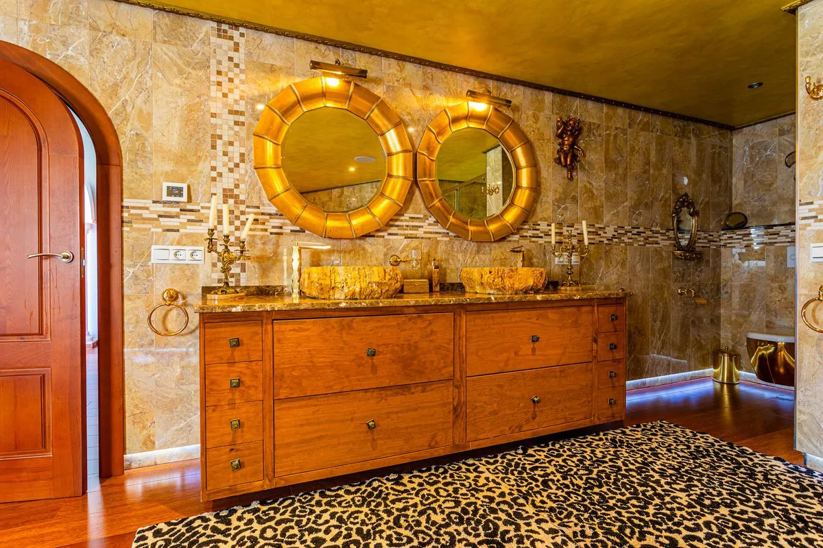 4fa408b5-ea97-4d24-a31a-074adbb0b54c