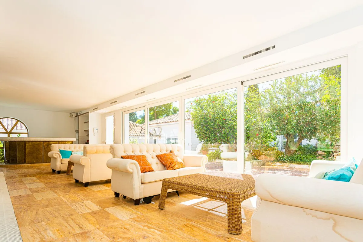 97215993-a799-419a-aa4e-eaa034aeec26