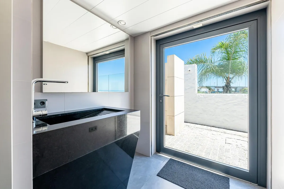 3bf2846e-9230-40bd-8623-35b757926185