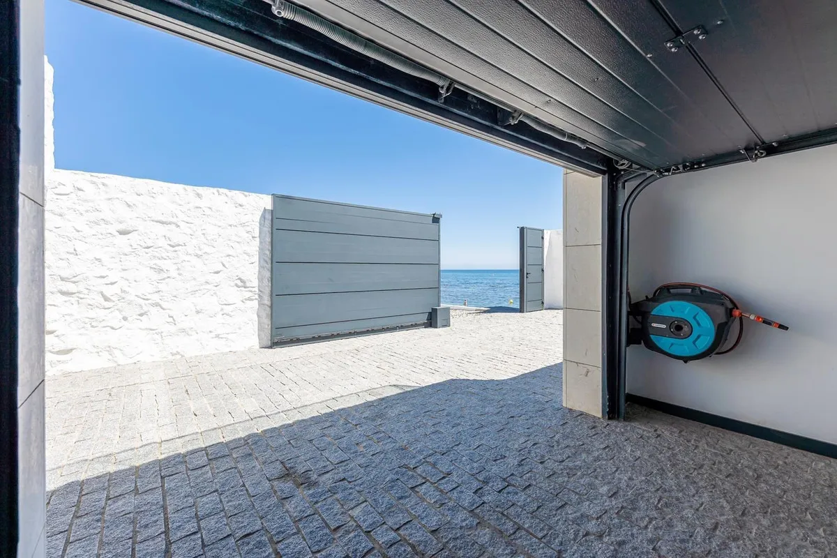 43334fa1-5da7-49f3-a60a-98a777919068