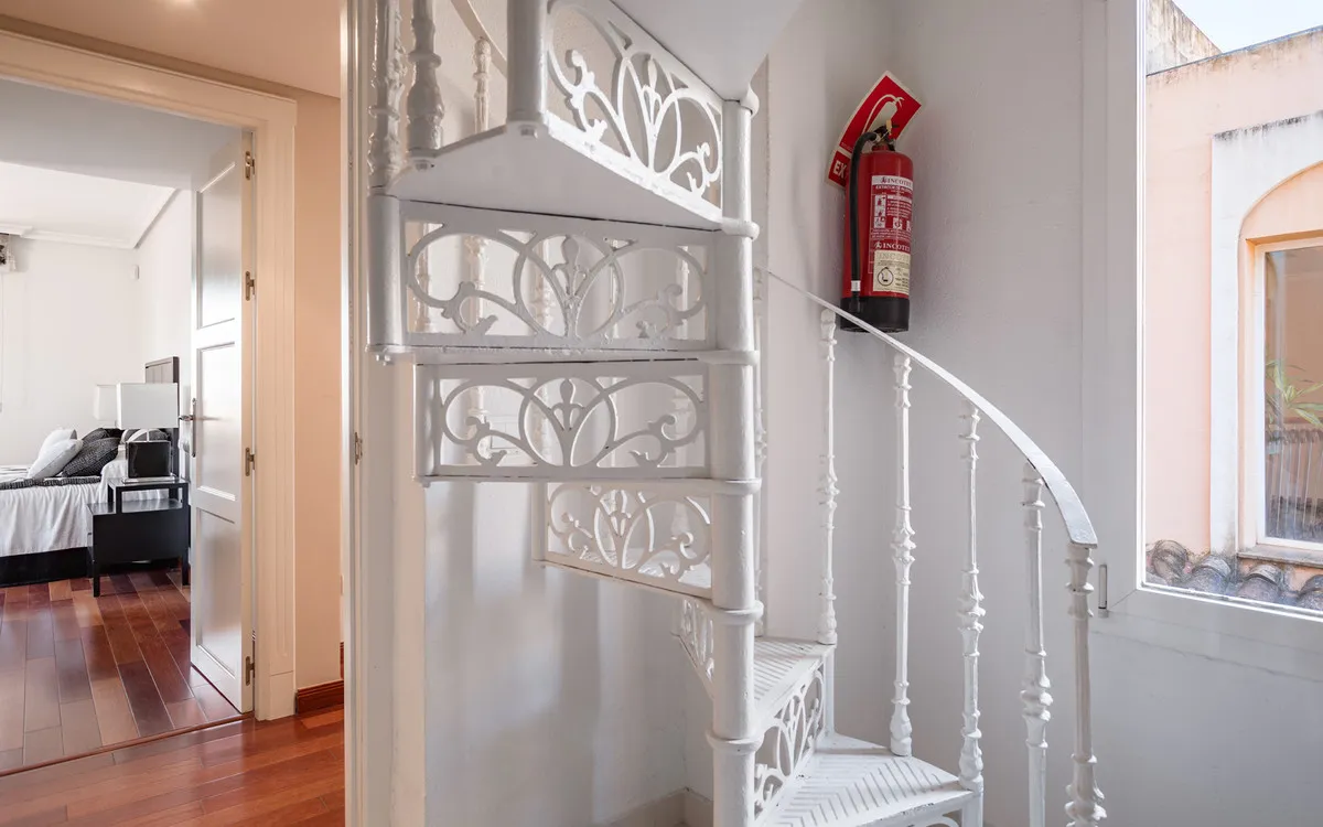 194bc6b9-9947-4e9d-94ad-5201dbd42135