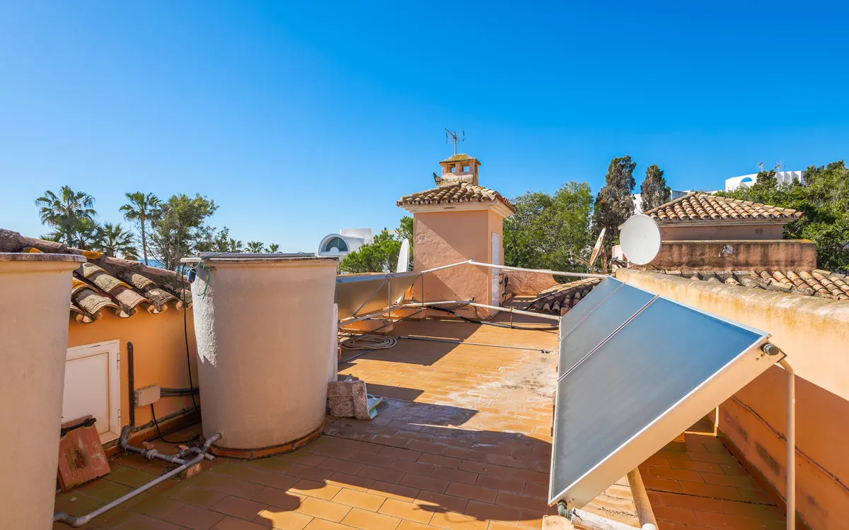 c513f4e7-880b-4453-b113-06bcf75ef3b2