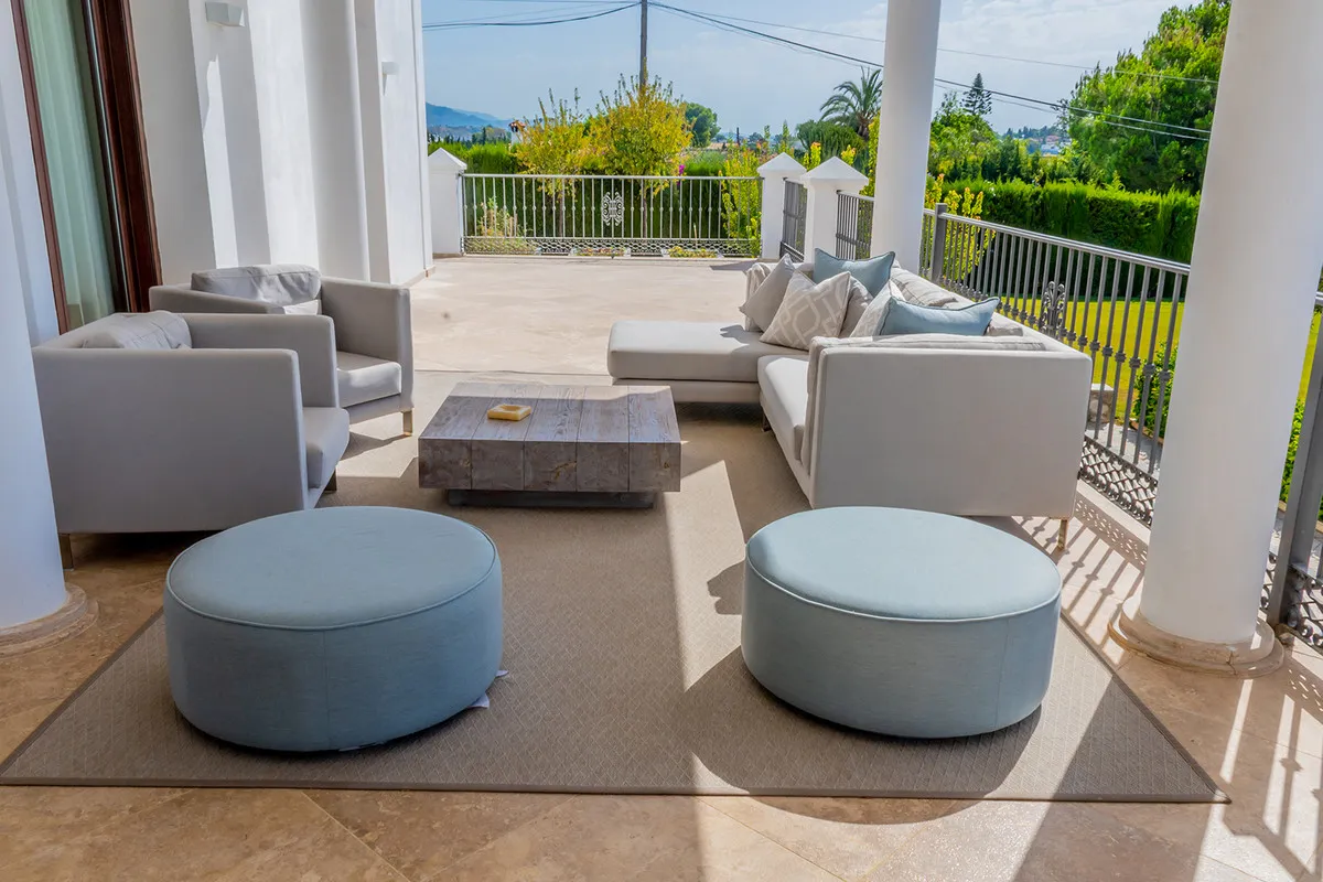 eba2062b-5a11-40f2-97b1-f1e04a9c23c3