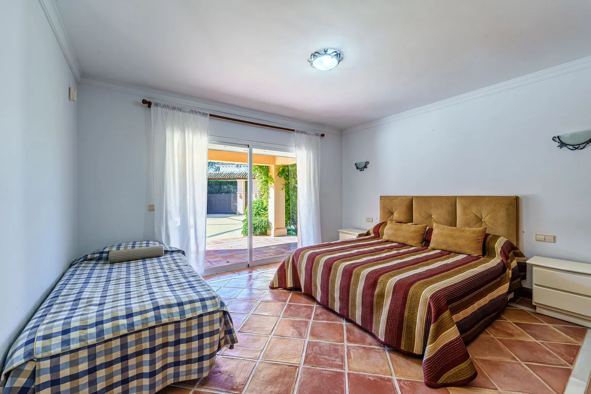 047966f2-ecb9-42e4-946f-60cfe9302456