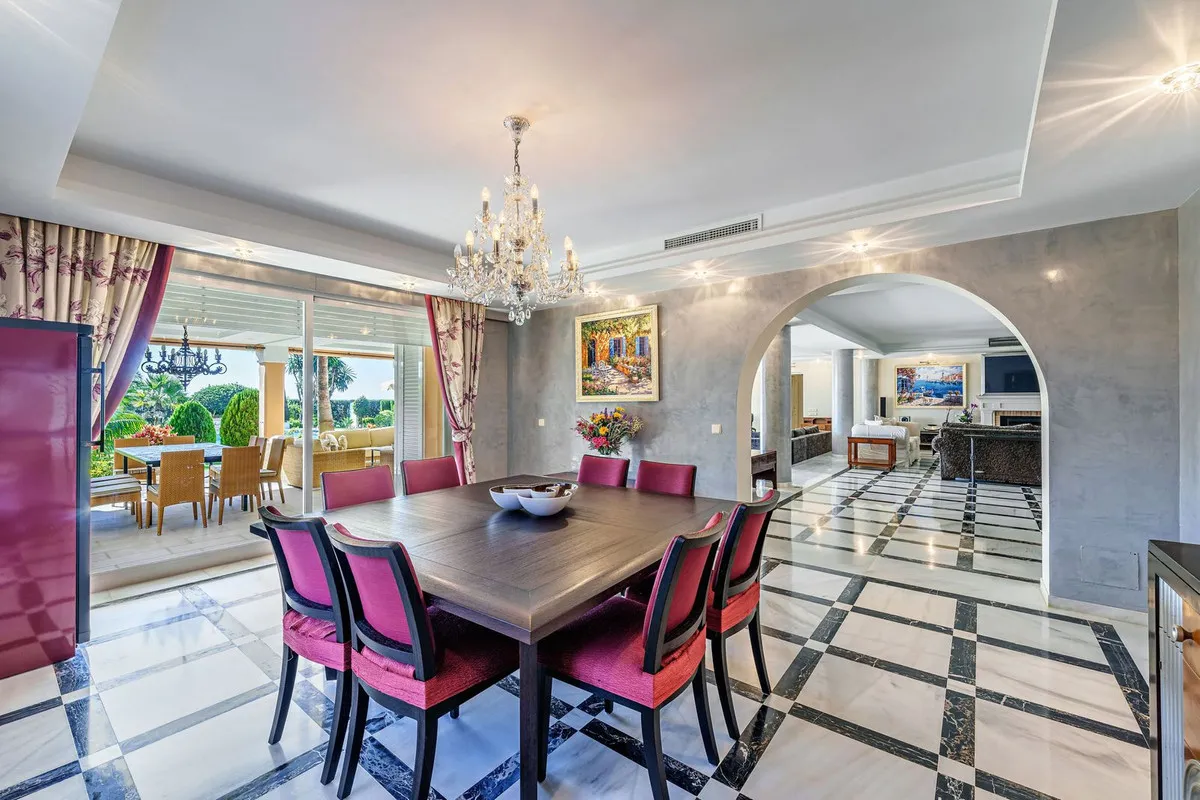 1297a109-1e37-45a4-a190-47a14378f7a1