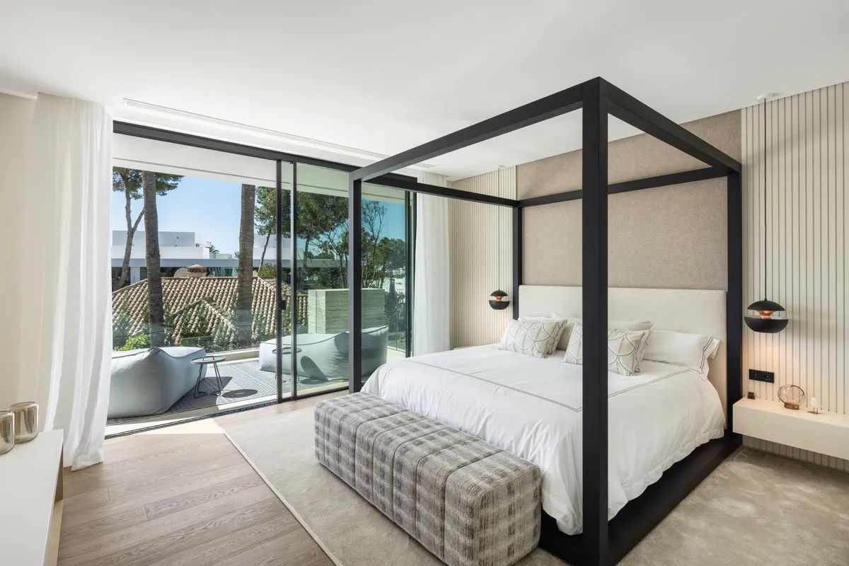 d1a83243-3a1c-426f-9c9c-0dc104bf2326