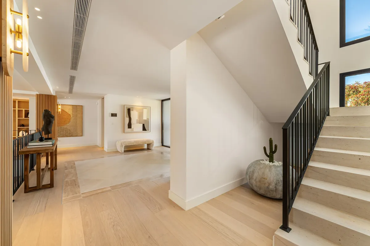 0072bbd1-b319-42dd-b9ab-bacd0929cf80