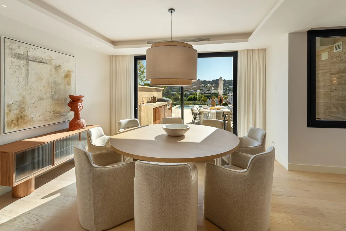 2ee28993-7601-4e8e-a91f-1066986117fa