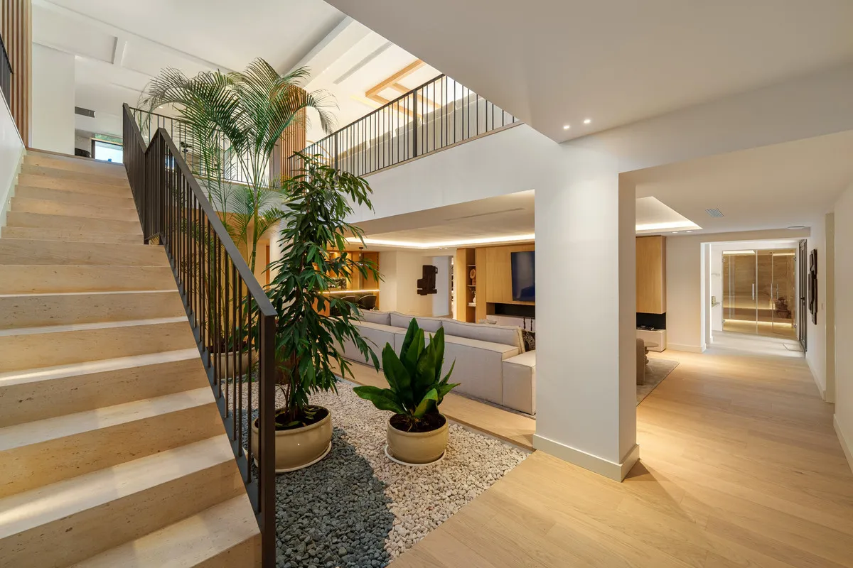 e225bbe3-0f9c-40c9-815c-6baa5e7c459c