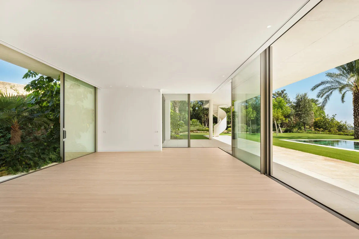 b134ce00-0451-4082-86ce-8cc05fe4d9b5