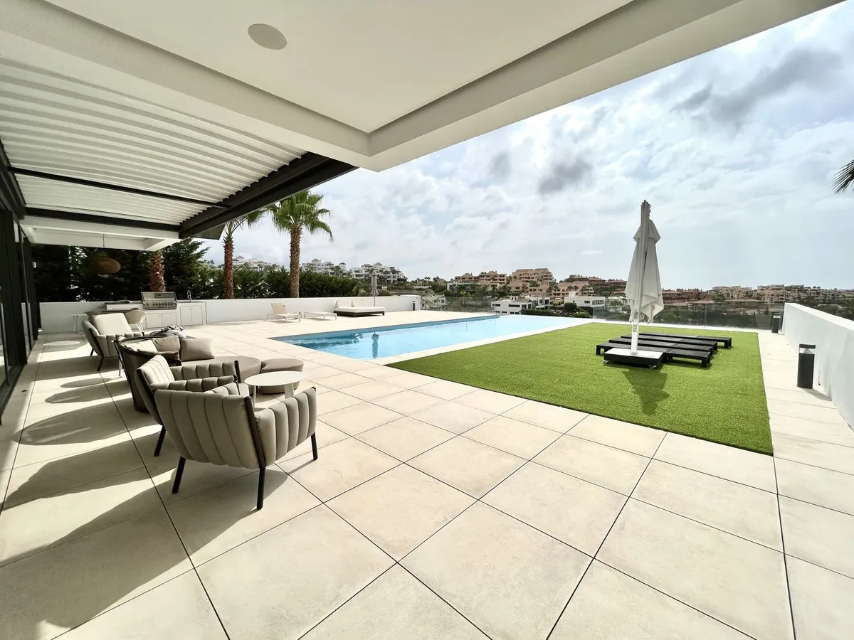 3b1bd1c4-096a-4115-a0ac-b5235a391625