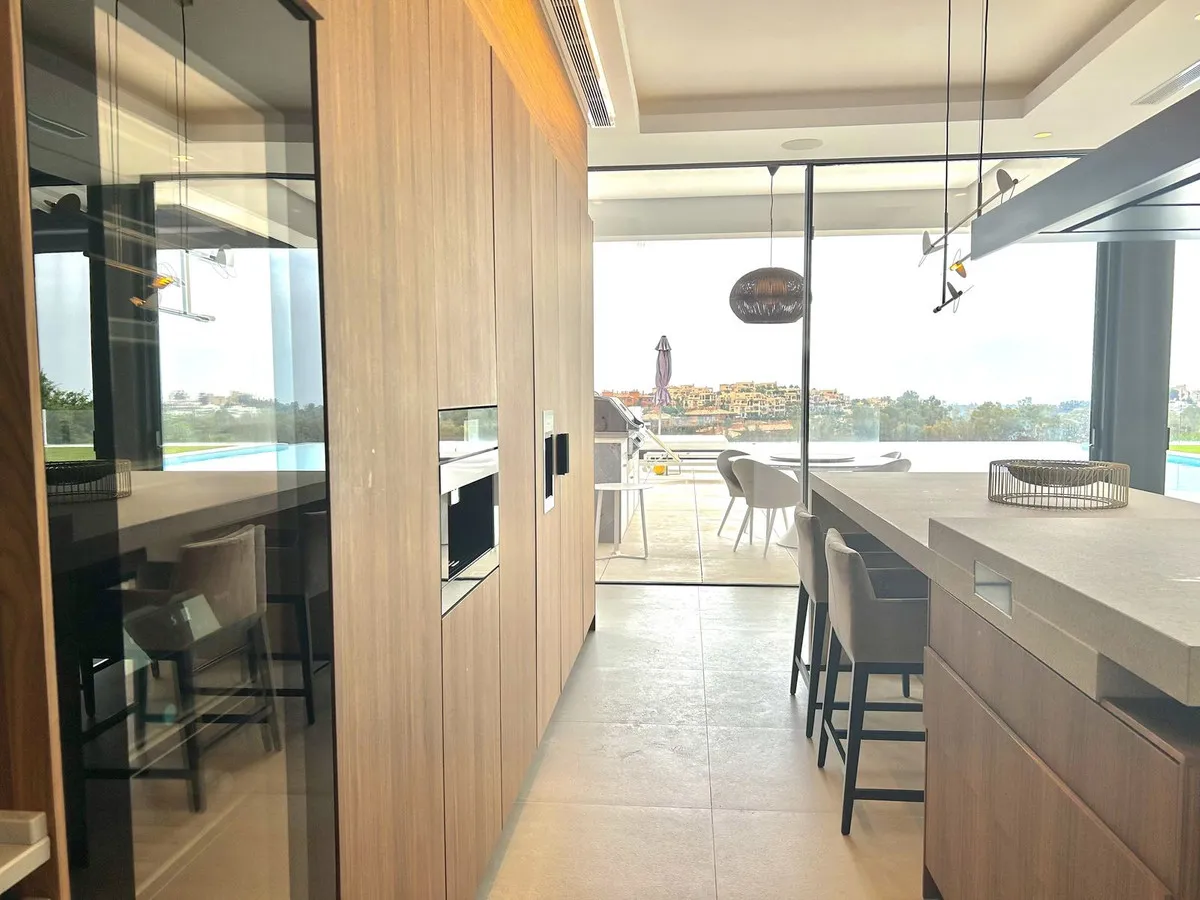 3f8a4b51-f23c-4b60-9999-75863d95126c