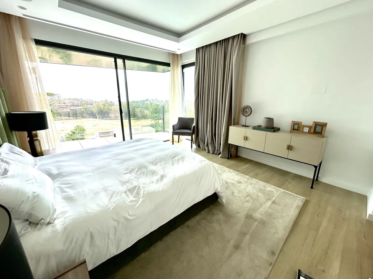 51a297b7-89c8-45fb-9bf9-a09a0ce7d4c6