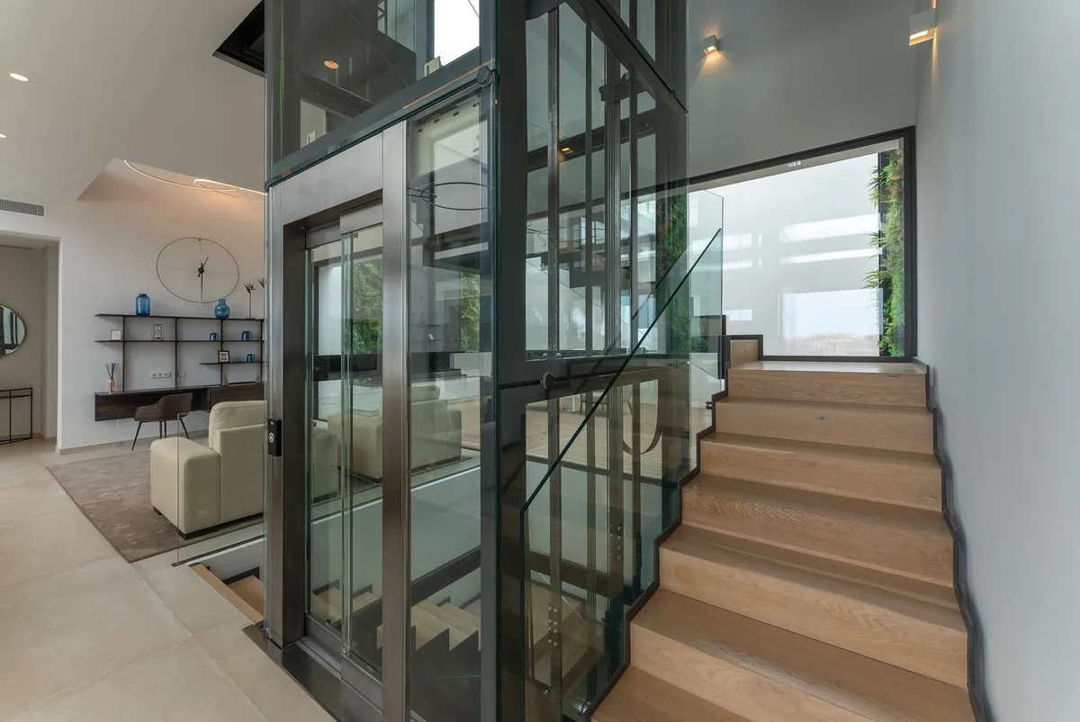 b3ae5c1a-a6ee-4207-bb0f-cf62d97ff1c5