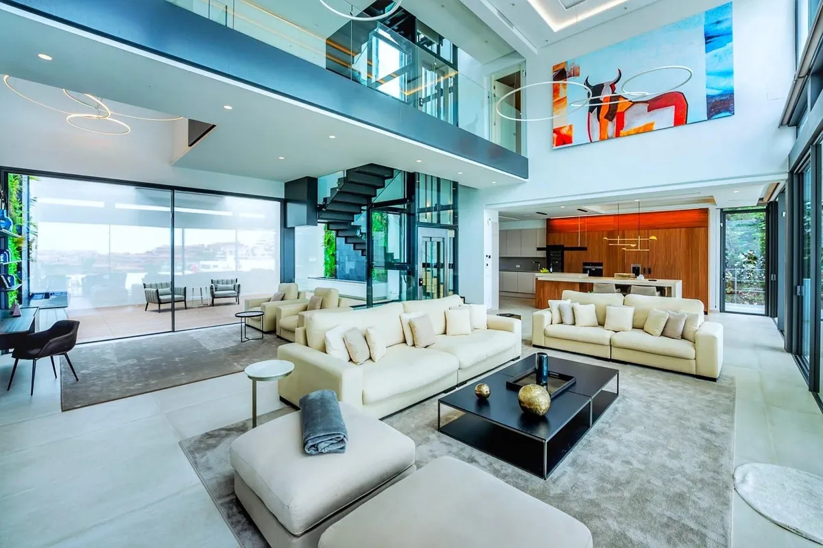 c67e6870-52dc-4751-8cd8-baa0959d31ce