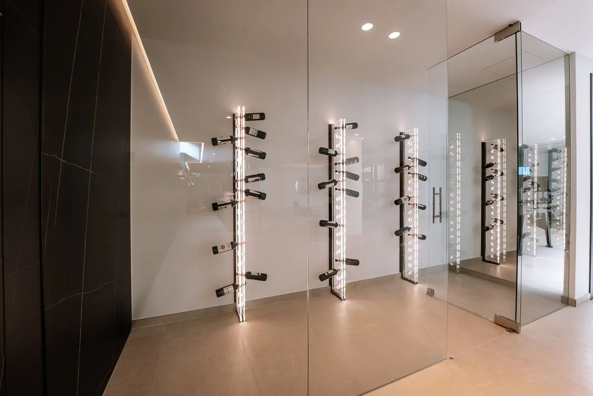 e1684b24-1806-4fee-bcbb-93247fe37bd0