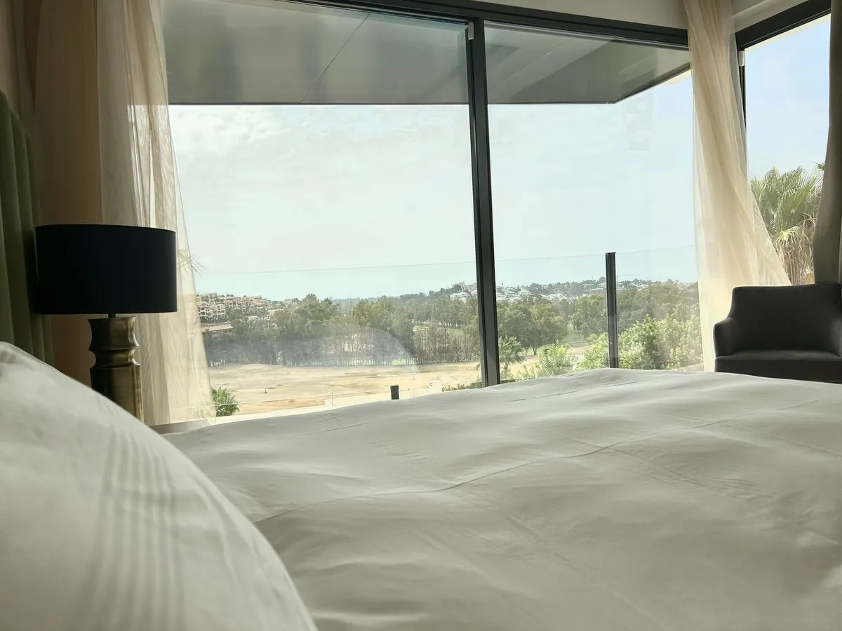 ea4f388b-d4ab-4de7-9f5e-8c1ef530460b