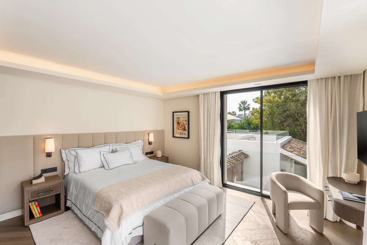 8b6c34fa-5617-4cb3-b48a-8b29d93e975a