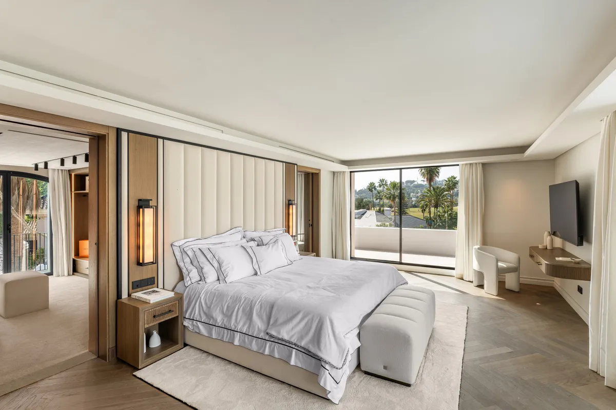 cbb4cb01-a089-4392-be1c-feaa0e54963b