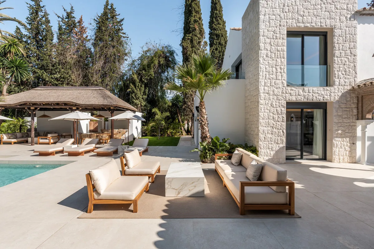 e6d5b280-61a5-4434-82e6-e854d7627d51