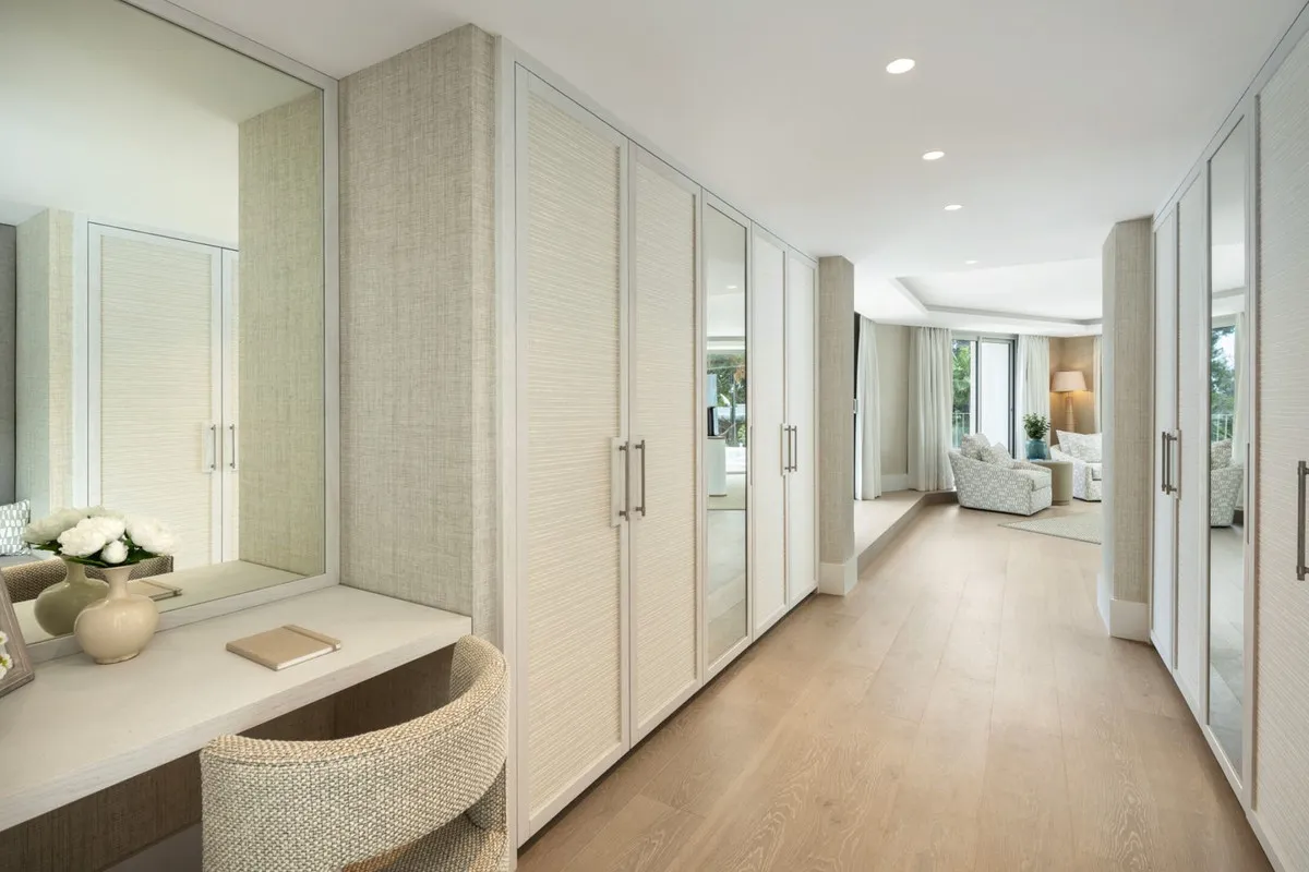 2ca31972-63c9-4b39-804b-d2c9948cc97d