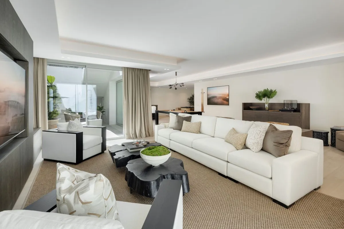 9445765e-3f13-443a-806a-51386e74b012