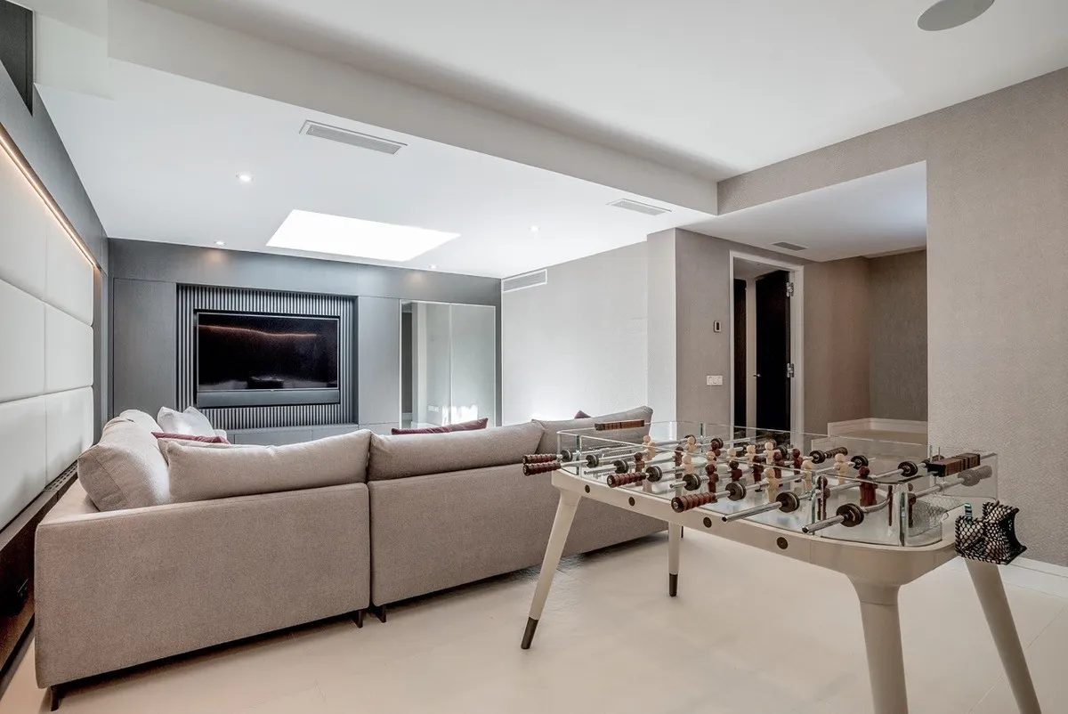 a0a1ed8e-e6bf-441c-a358-756cd09e63cd