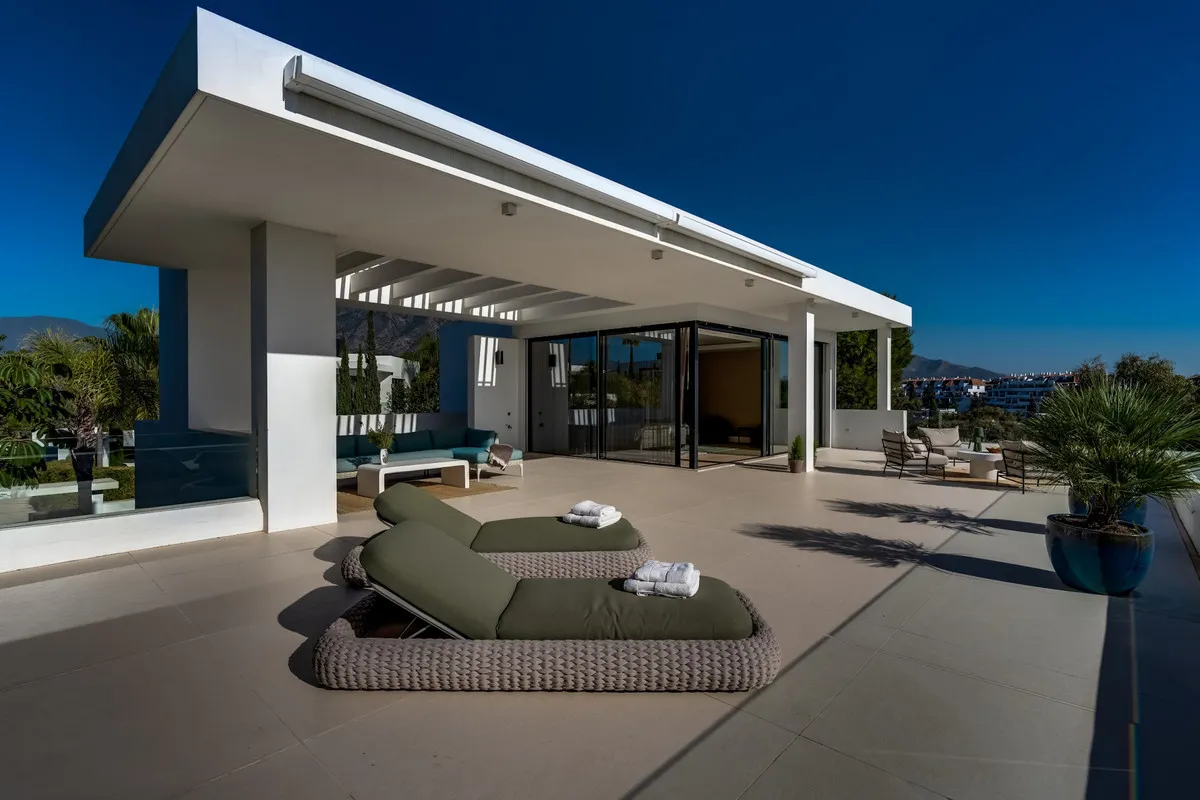 c428747f-0d43-412d-85ce-6e8d0c243693