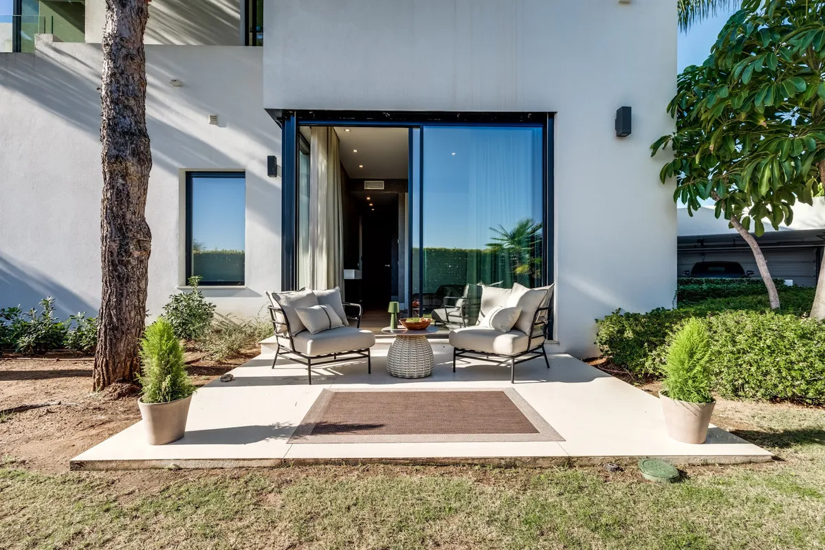 cc3b5d46-16bb-4b58-86fe-e1db011306ee