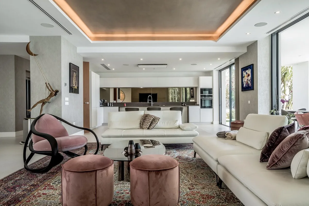 e852ddce-0e19-43ac-a412-478bb973faa4