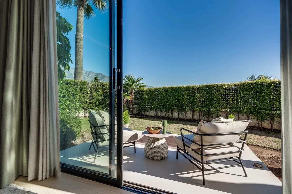 f88bd551-5f67-41d7-8a1d-6f31abb7b6ab